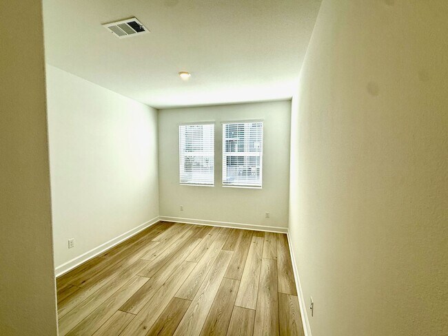 Building Photo - Amazing new home in San Marcos' best new district!