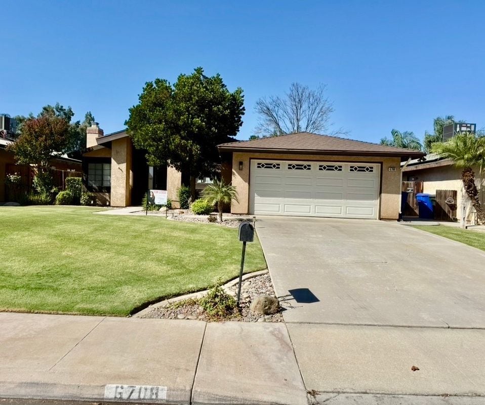 Building Photo - 6708 Plaquemines Dr