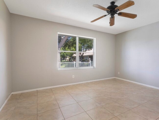 Building Photo - 219 Coral Trace Ln