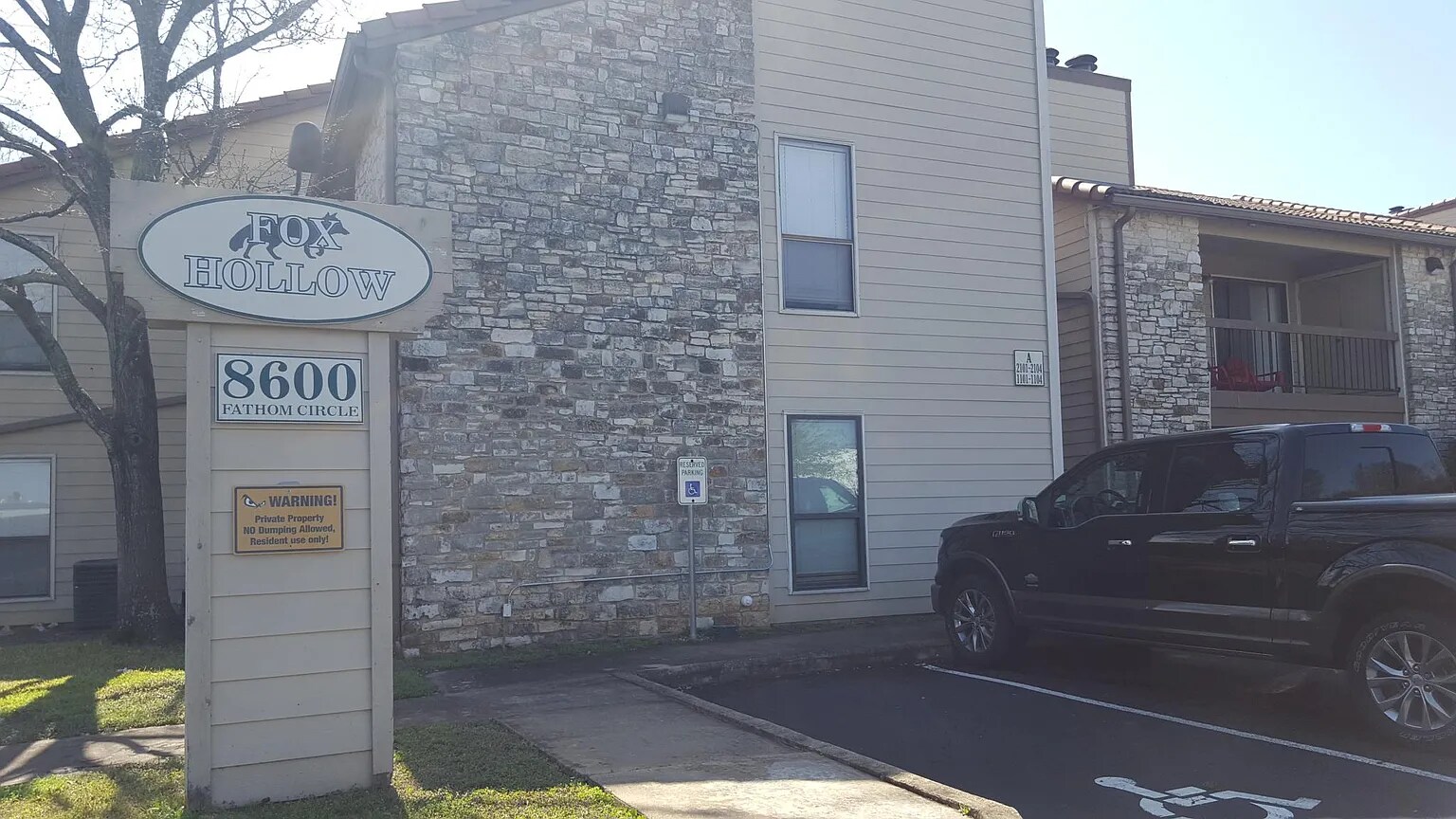 Building Photo - 8600 Fathom Cir