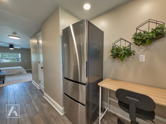 Building Photo - Stylish Renovated Studio – All Utilities I...