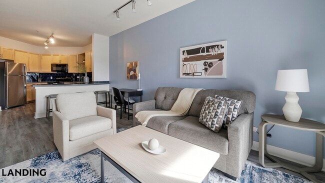 Building Photo - 810 W St Johns Ave