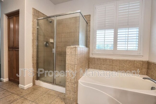 Building Photo - 5441 Mossy Stone Way