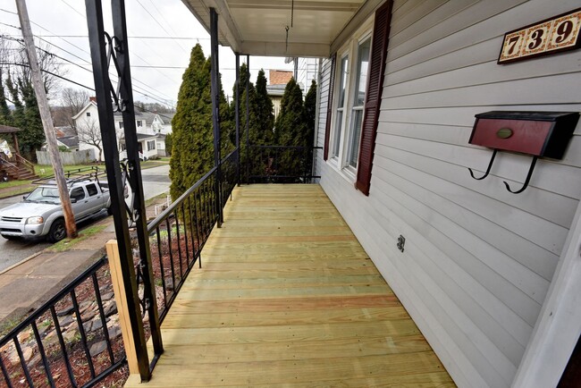 Building Photo - Single-Family Home for Rent in Greensburg, PA