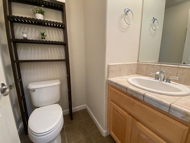 Building Photo - Dublin Ranch Village 2 bd / 2.5 bath