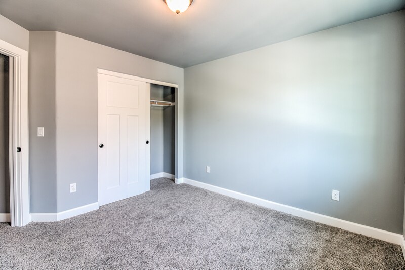 Building Photo - 663 S 83rd Ave