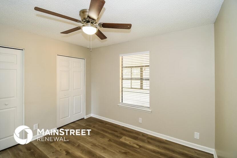 Building Photo - 8219 Crosswind Rd