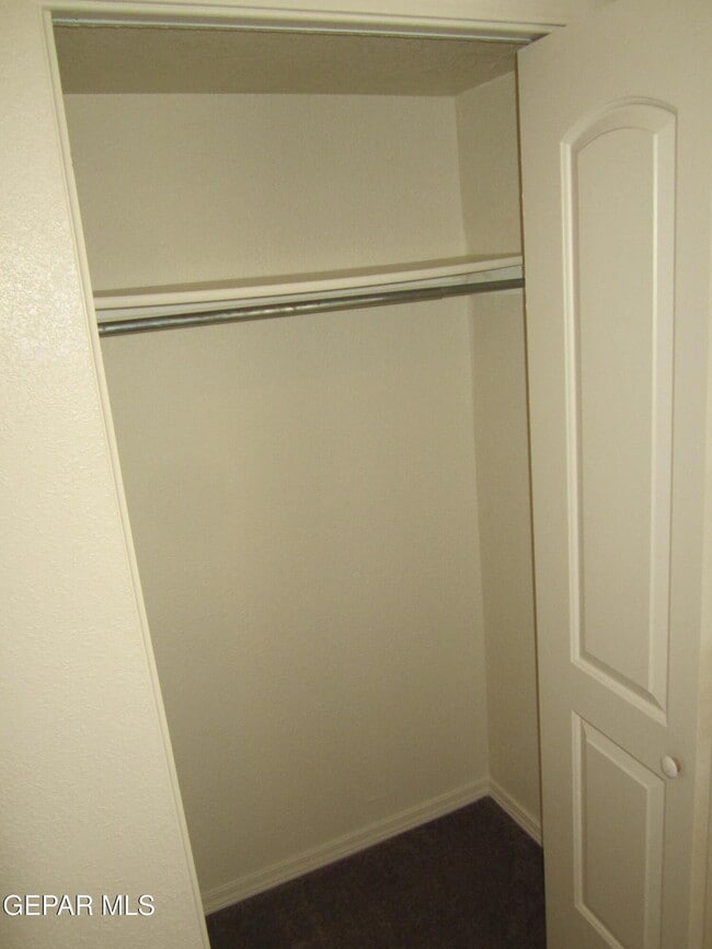 Building Photo - 6572 Dakota Ridge Dr