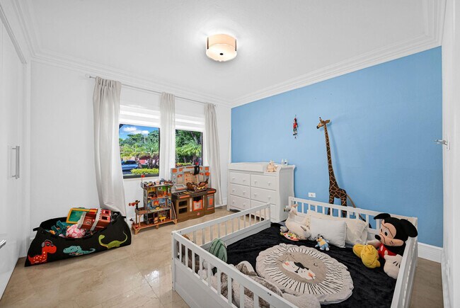 Building Photo - 836 Orchid Dr