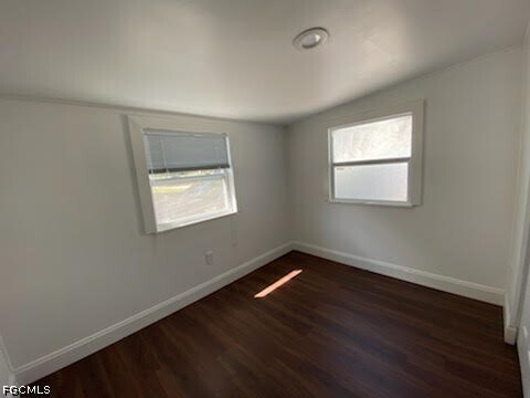 Building Photo - 717 Burdick Ave