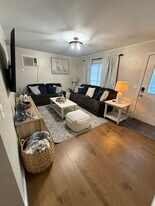 Building Photo - 11 Lewis St