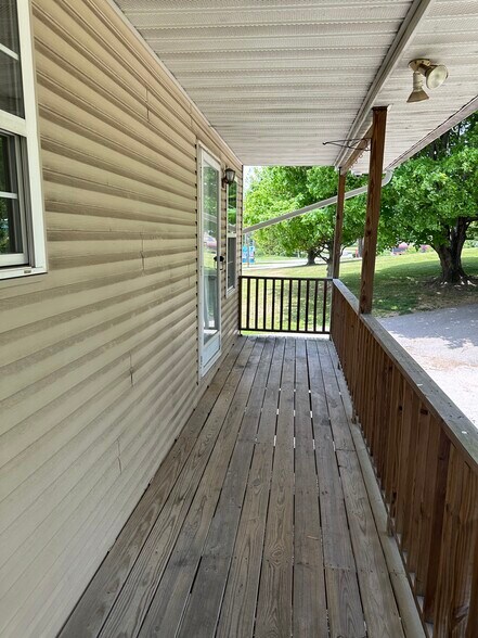 Building Photo - 5149 Teays Valley Rd