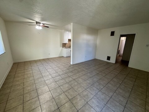 Building Photo - 8356 Amigo Ave