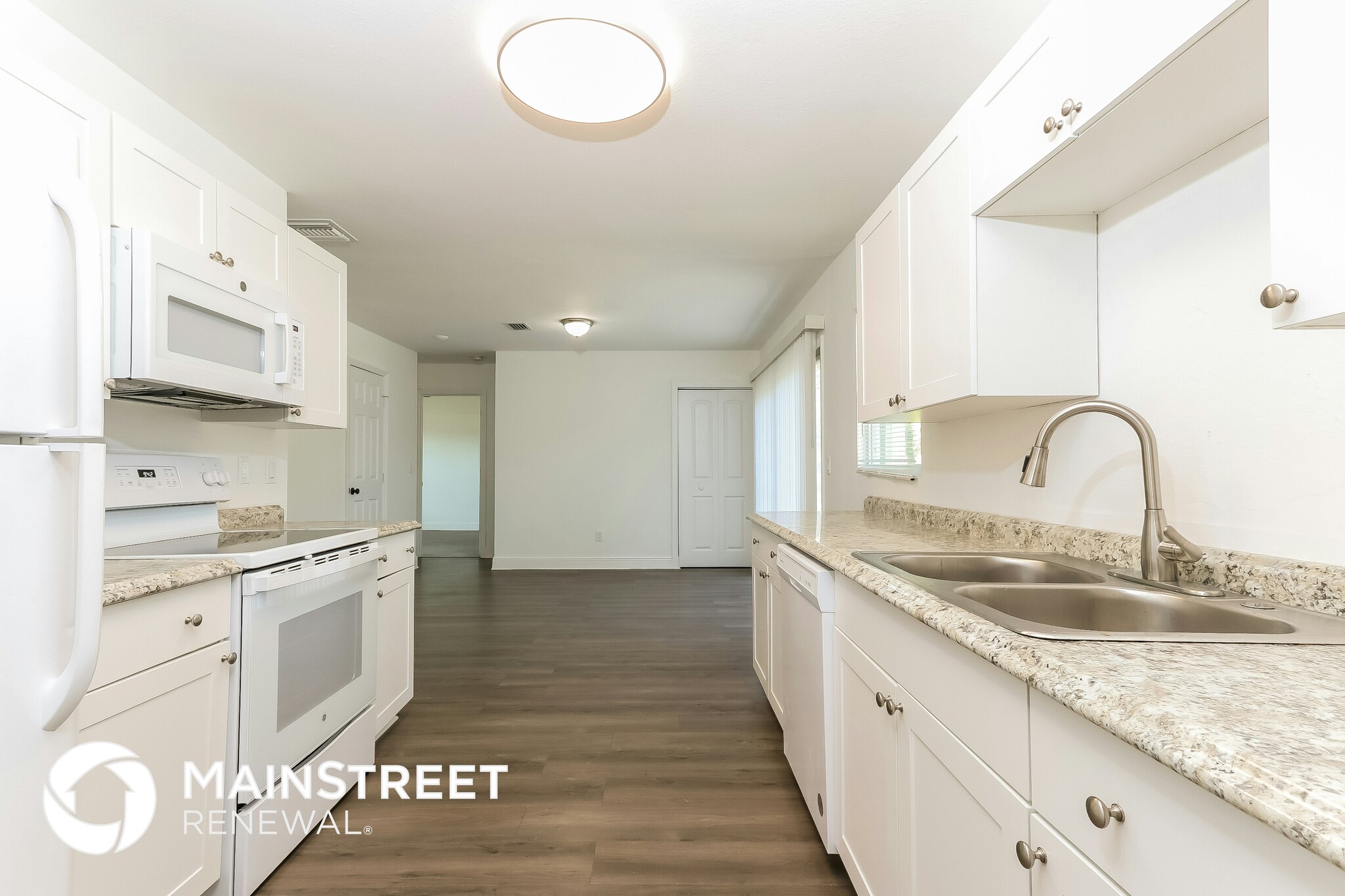 Building Photo - 674 23rd Pl SW