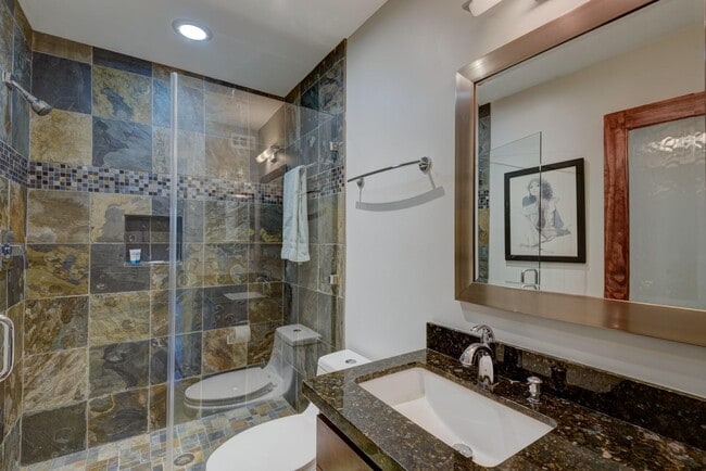 Building Photo - 6480 Bayou Glen Rd