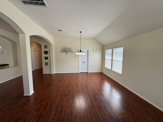 Building Photo - 9907 Rushing Springs Dr