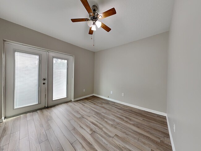 Building Photo - 12725 Adventure Dr