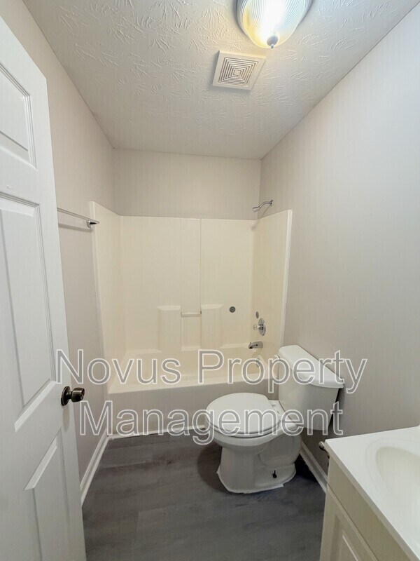 Building Photo - 191 Harvell Dr