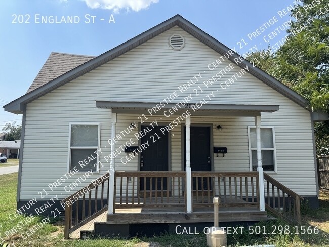 Primary Photo - 202 England St