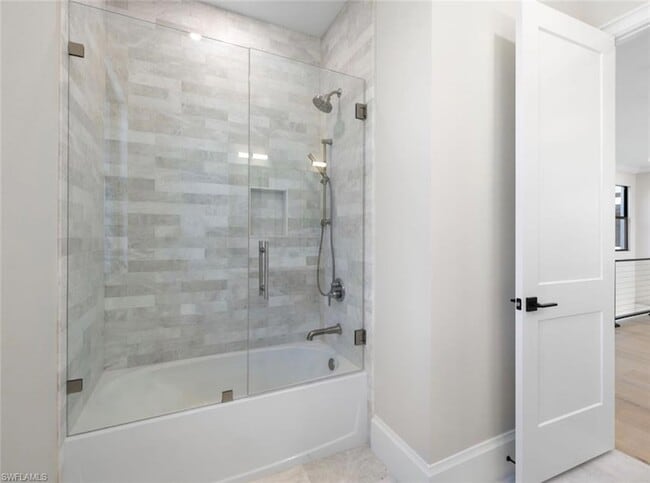 Building Photo - 2721 Van Buren Ave