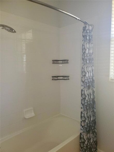 Building Photo - 3338 Robert Trent Jones Dr