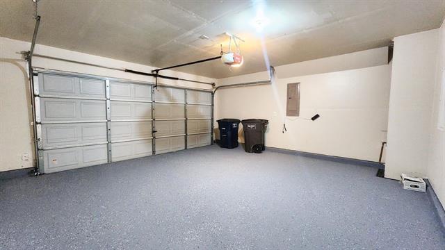 Building Photo - 12828 Cedar Hollow Dr