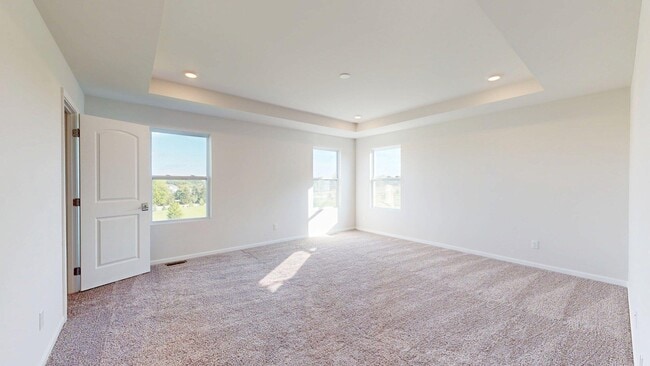 Building Photo - 1401 Salt Springs Dr