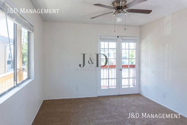 Building Photo - 4077 Utah St