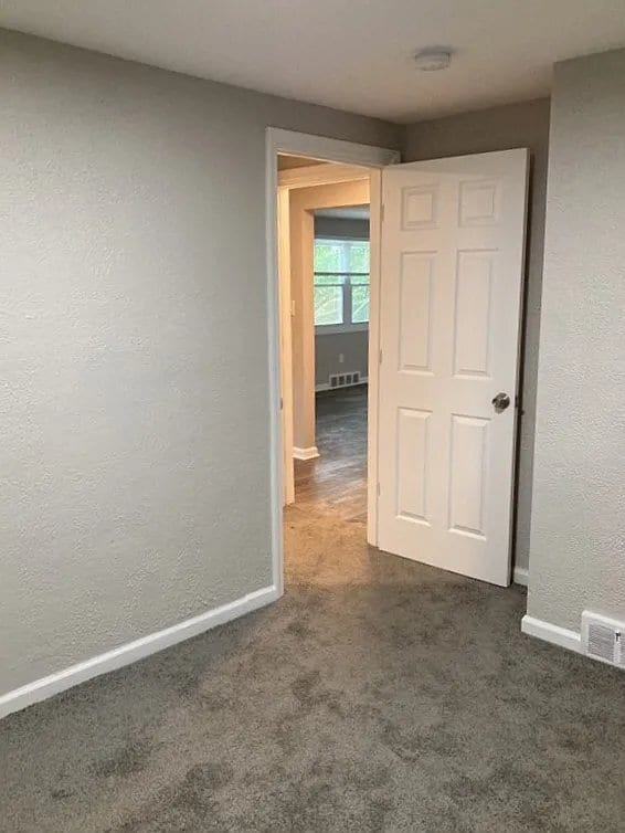 Building Photo - 401 Johnston Rd