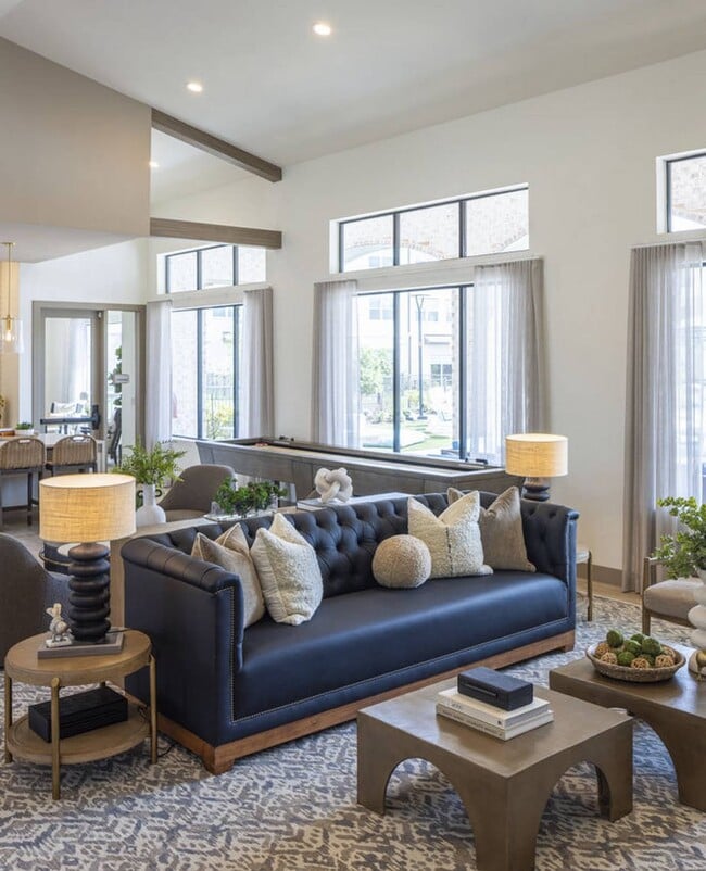 Building Photo - 10203 Karsten Rd