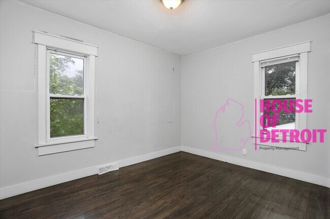 Building Photo - 16618 Woodingham Dr
