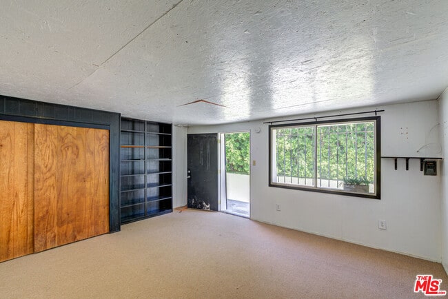 Building Photo - 835 N Ogden Dr