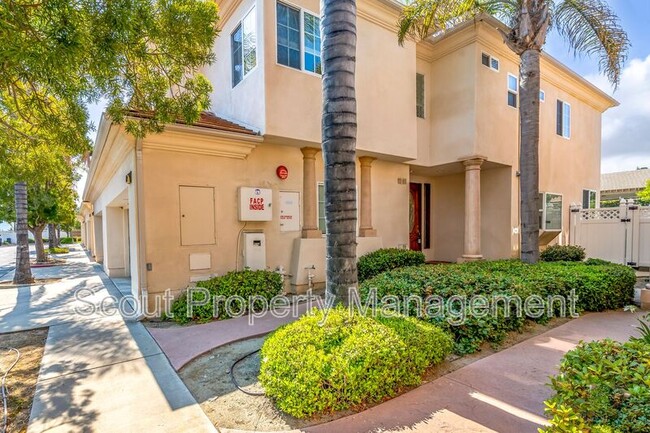 Building Photo - 41829 St Thomas Ct