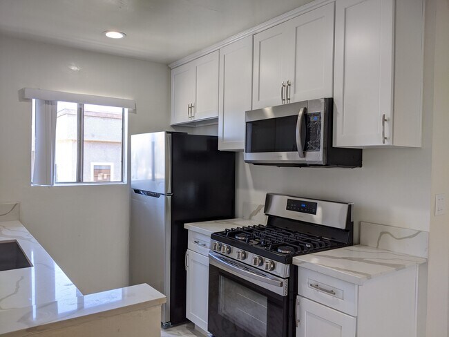 Building Photo - Camellia Arms