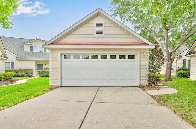 Building Photo - 5711 Silver Oak