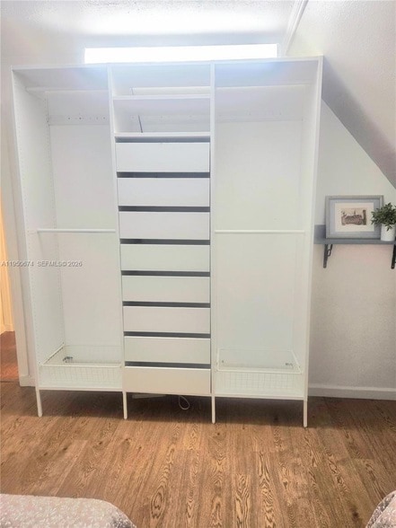 Building Photo - 1990 NE 183rd St