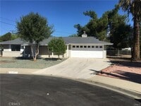 Building Photo - 26960 McCall Ct