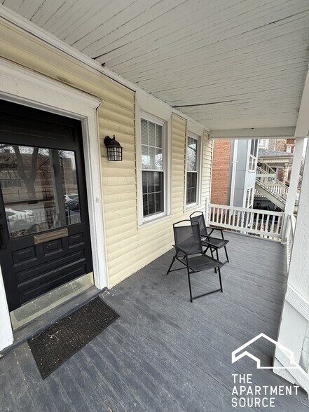 Building Photo - 3714 W Cortland St