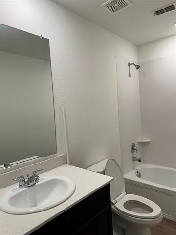 Building Photo - 5705 Manarchos Ln