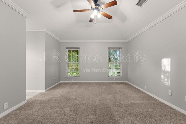 Building Photo - 1308 White River Dr