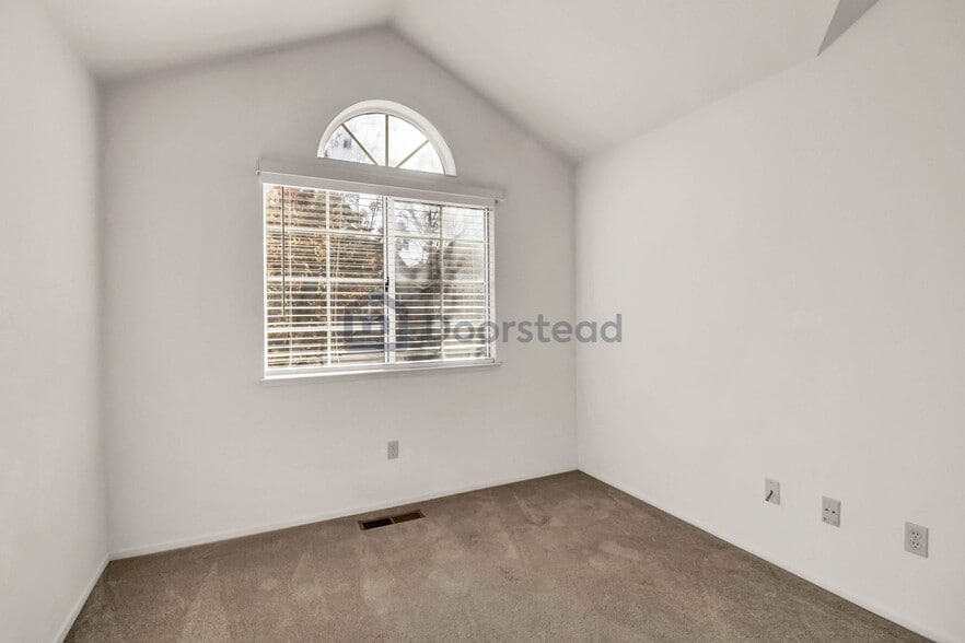 Building Photo - 2639 Heritage Park Cir