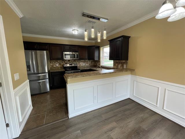 Building Photo - 2224 Forestbrook Dr