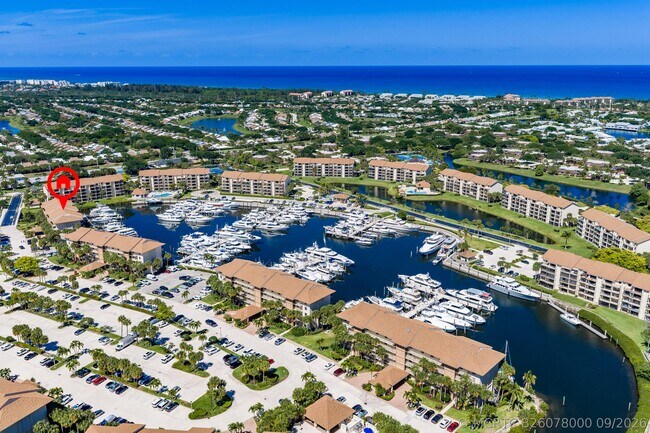 Building Photo - 2601 Marina Isle Way