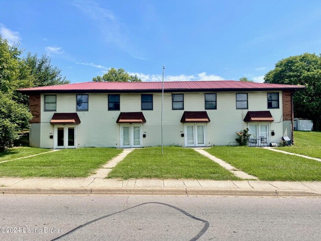 Primary Photo - 908 Pearl St