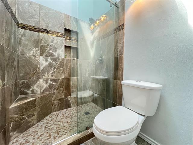 Building Photo - 4242 N Capistrano Dr