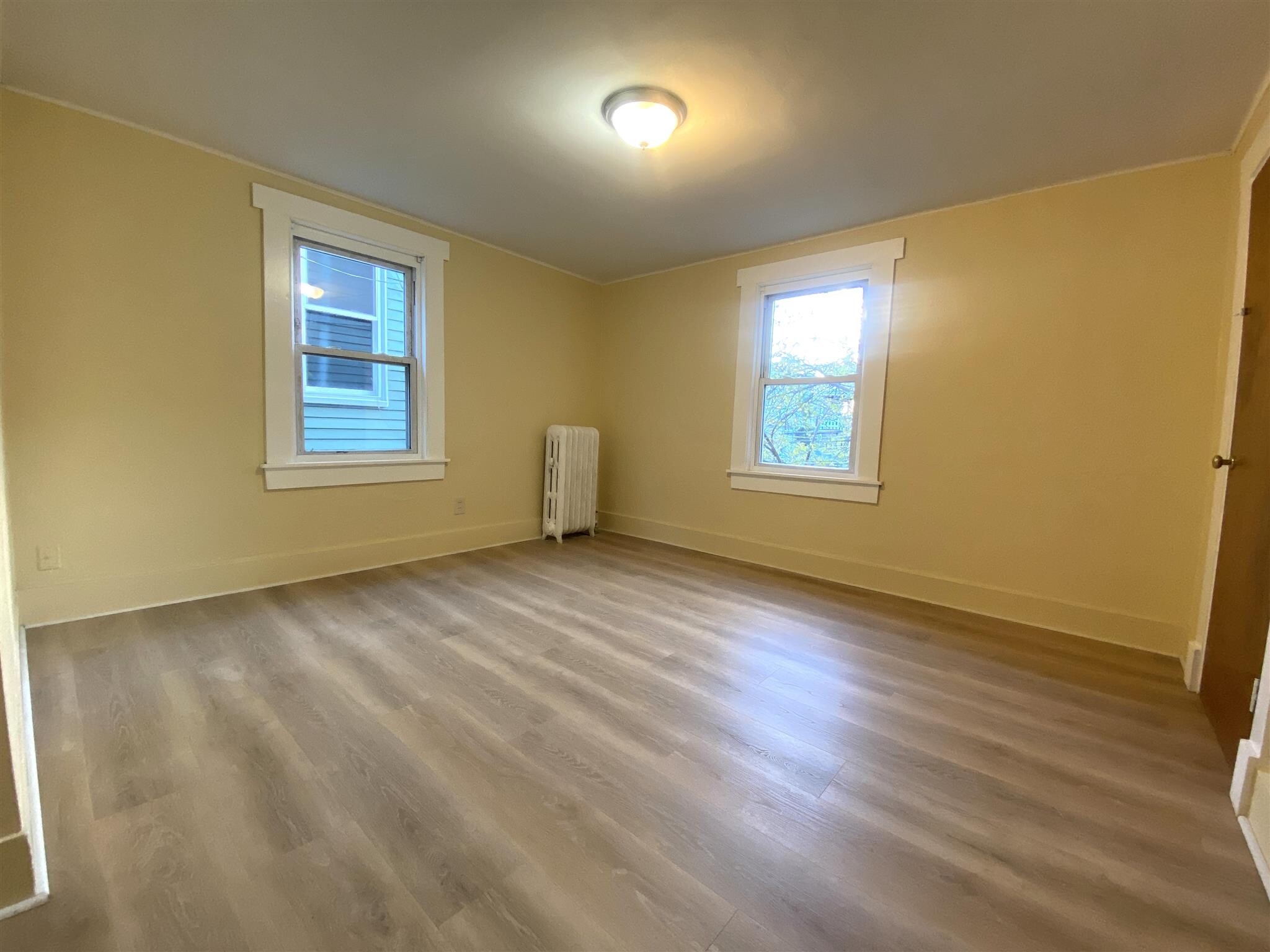 Building Photo - 153 Hamilton St