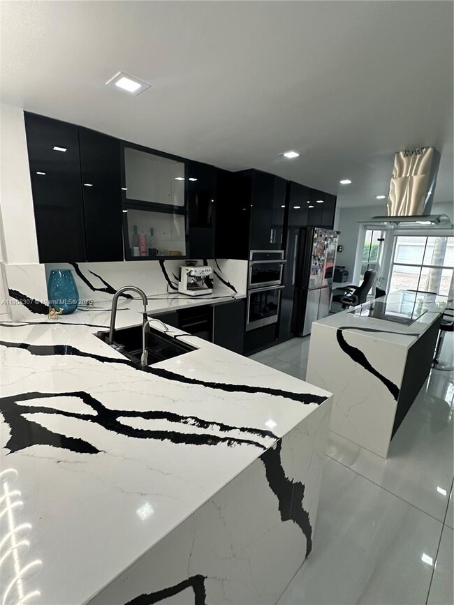 Building Photo - 1130 Oysterwood St