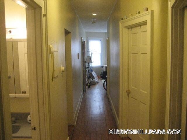 Building Photo - 101.5 Calumet St