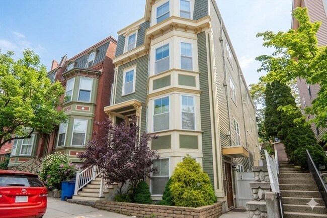 Building Photo - 59 Putnam St