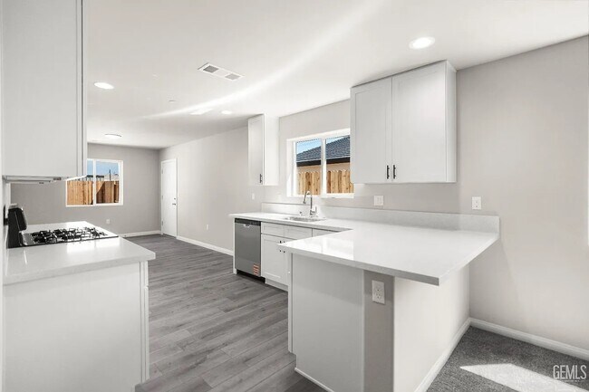 Building Photo - 632 Ledgestone St
